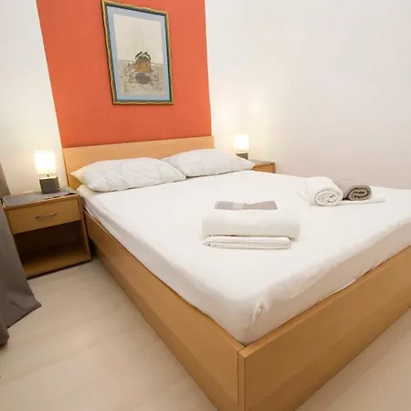 Mia I Toni Appartement *